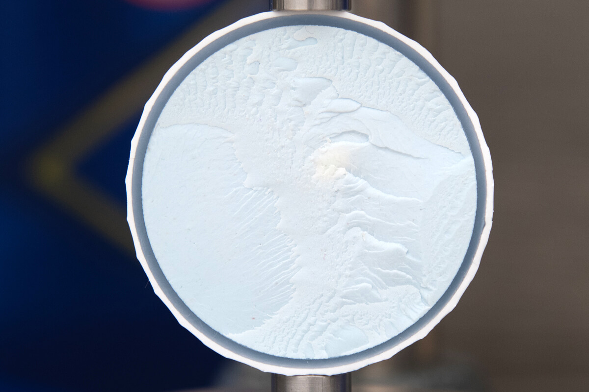 an image of the core of the 2020 Bridgestone Tour B XS