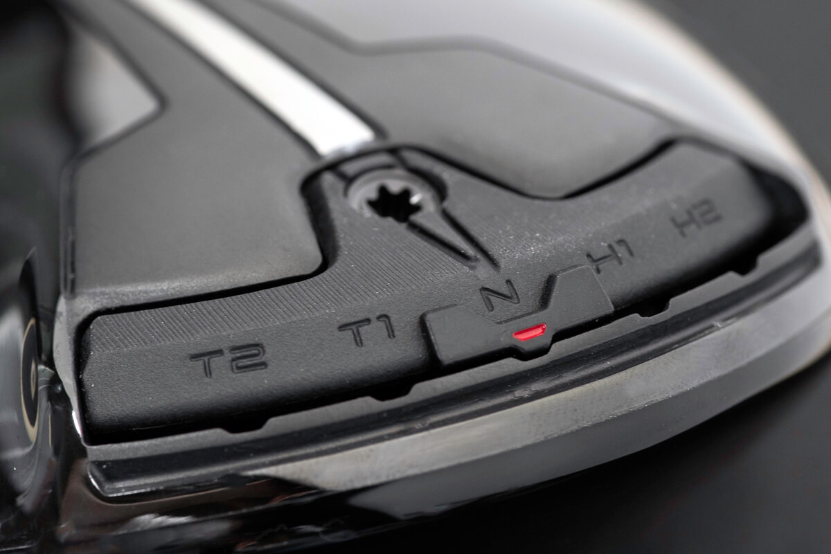 The refined weight track of the Titleist TSR3 driver