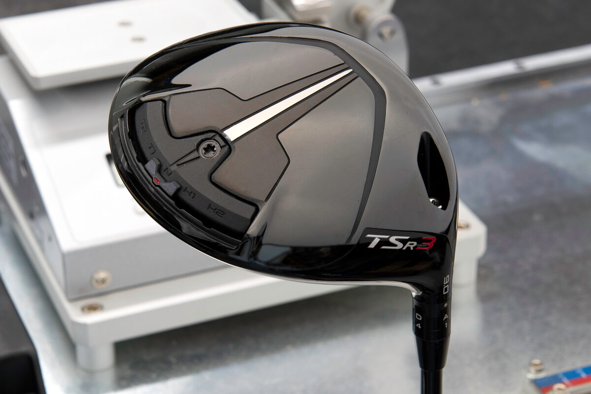 A Titleist TSR3 Driver
