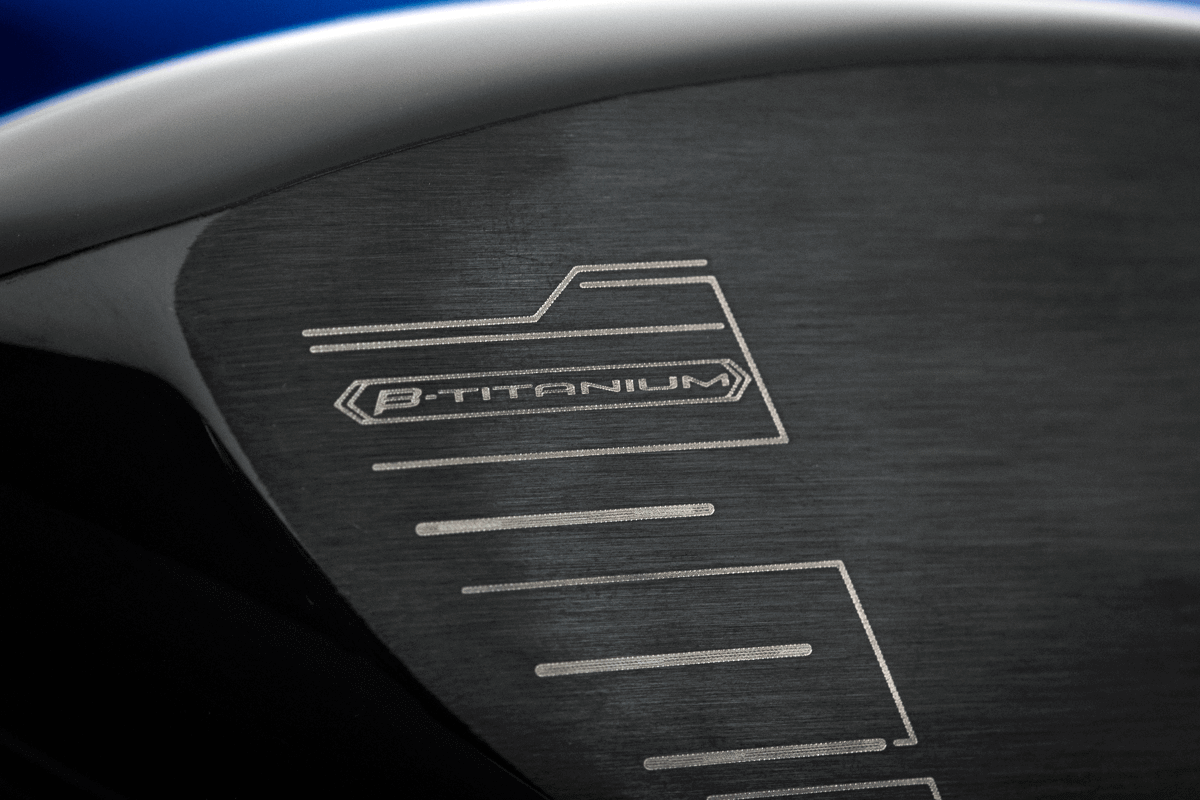 A closeup of the beta titanium face of the Mizuno ST-230 driver