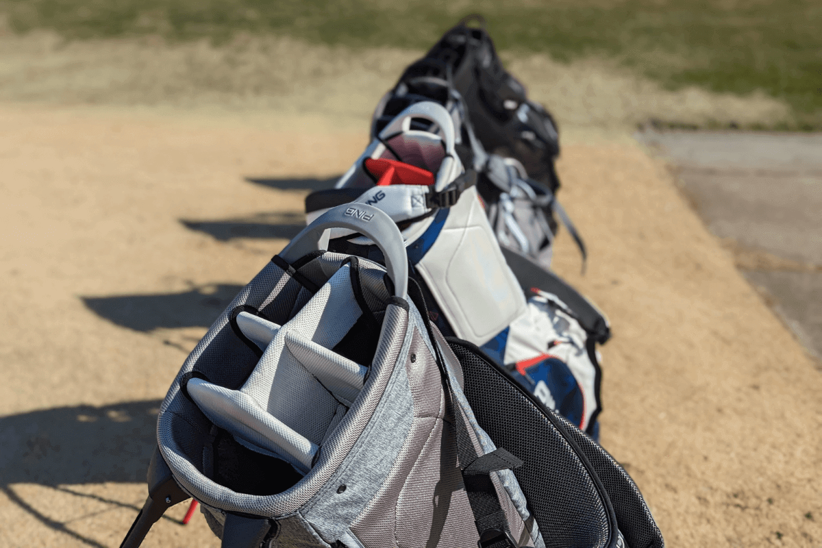 Two golf bags made from recycled plastic bottles - Golf Sustainable