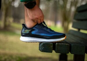 Best Spikeless Golf Shoes Under $100