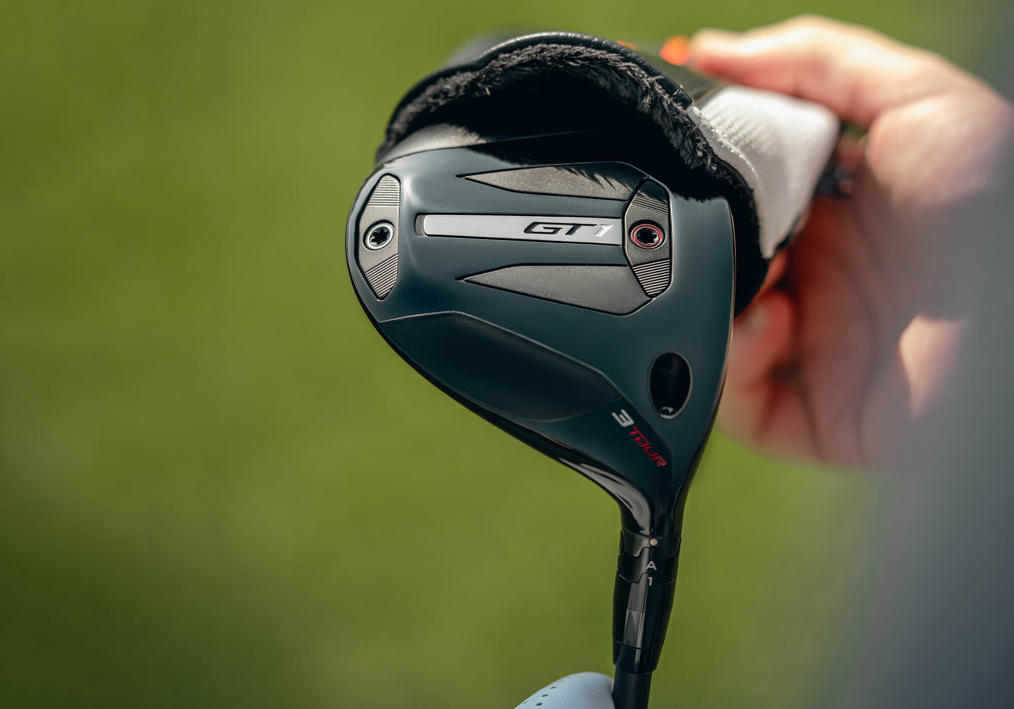 Titleist GT1 3Tour: The World's Best Golfers Crash The