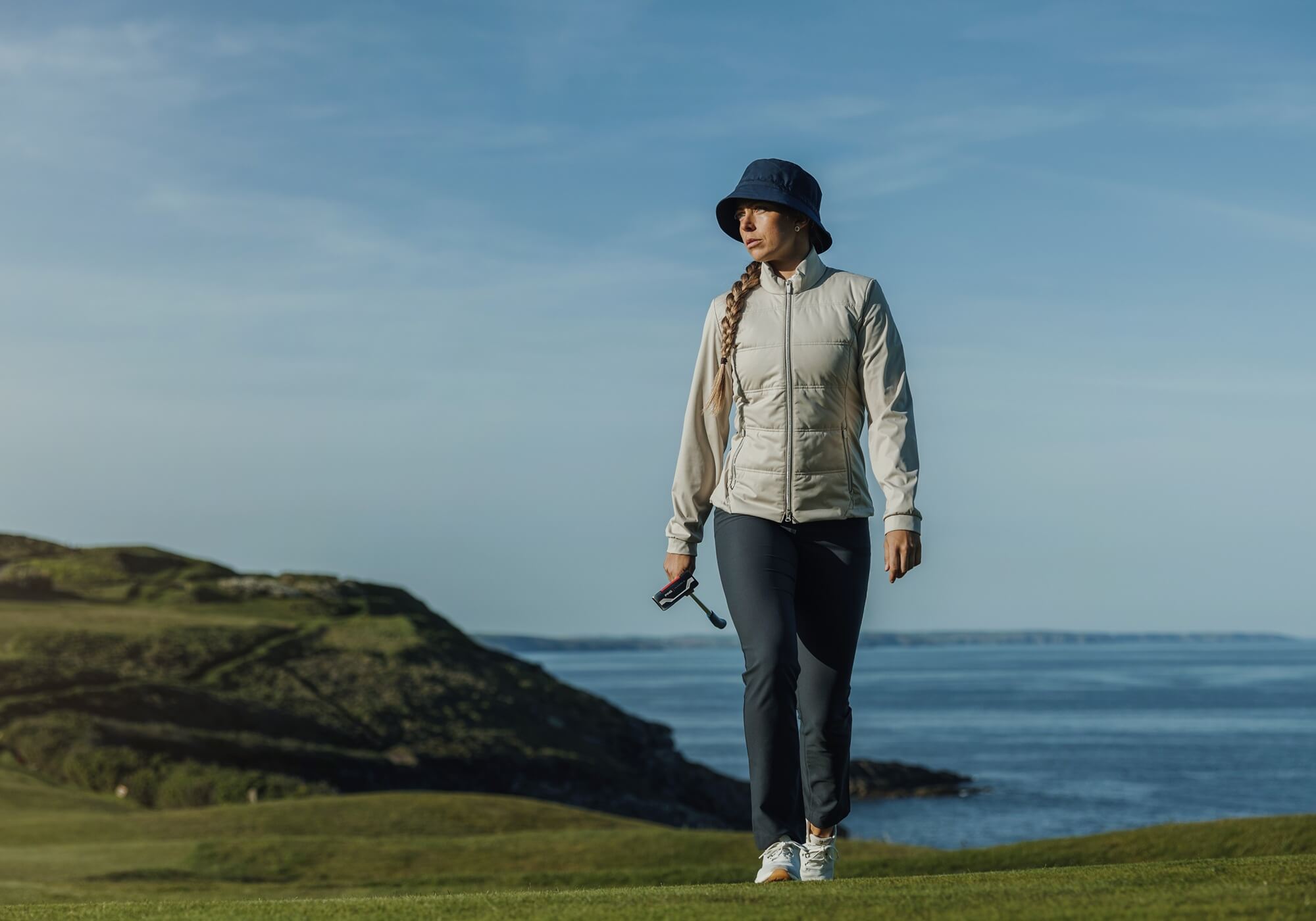 Is This The Next Generation of Golf Rain Gear? LYDIA L 7 B01000478792.jpg