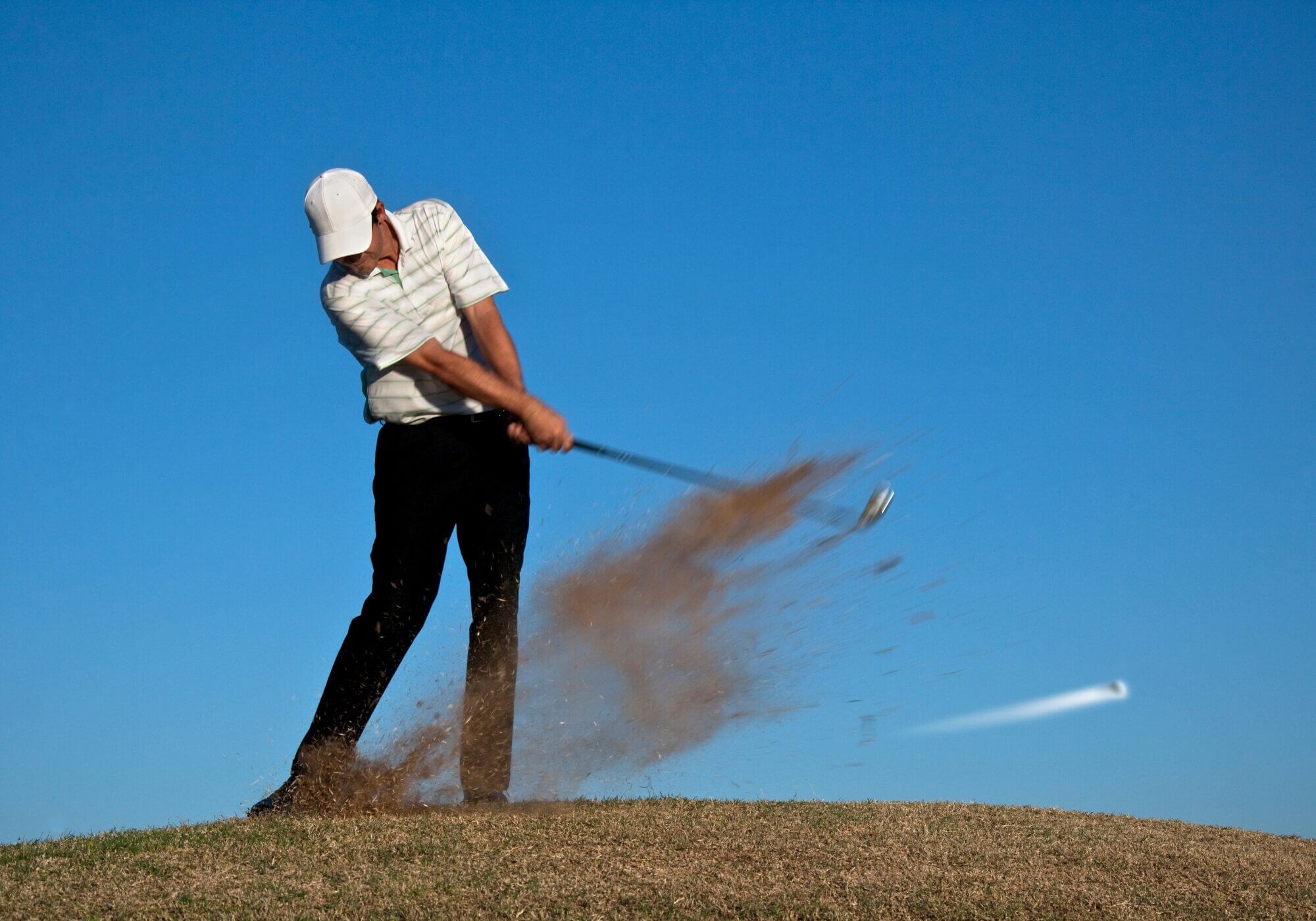 6 Golf Myths Pros Don’t Believe (But Amateurs Do) How Far to Stand 2