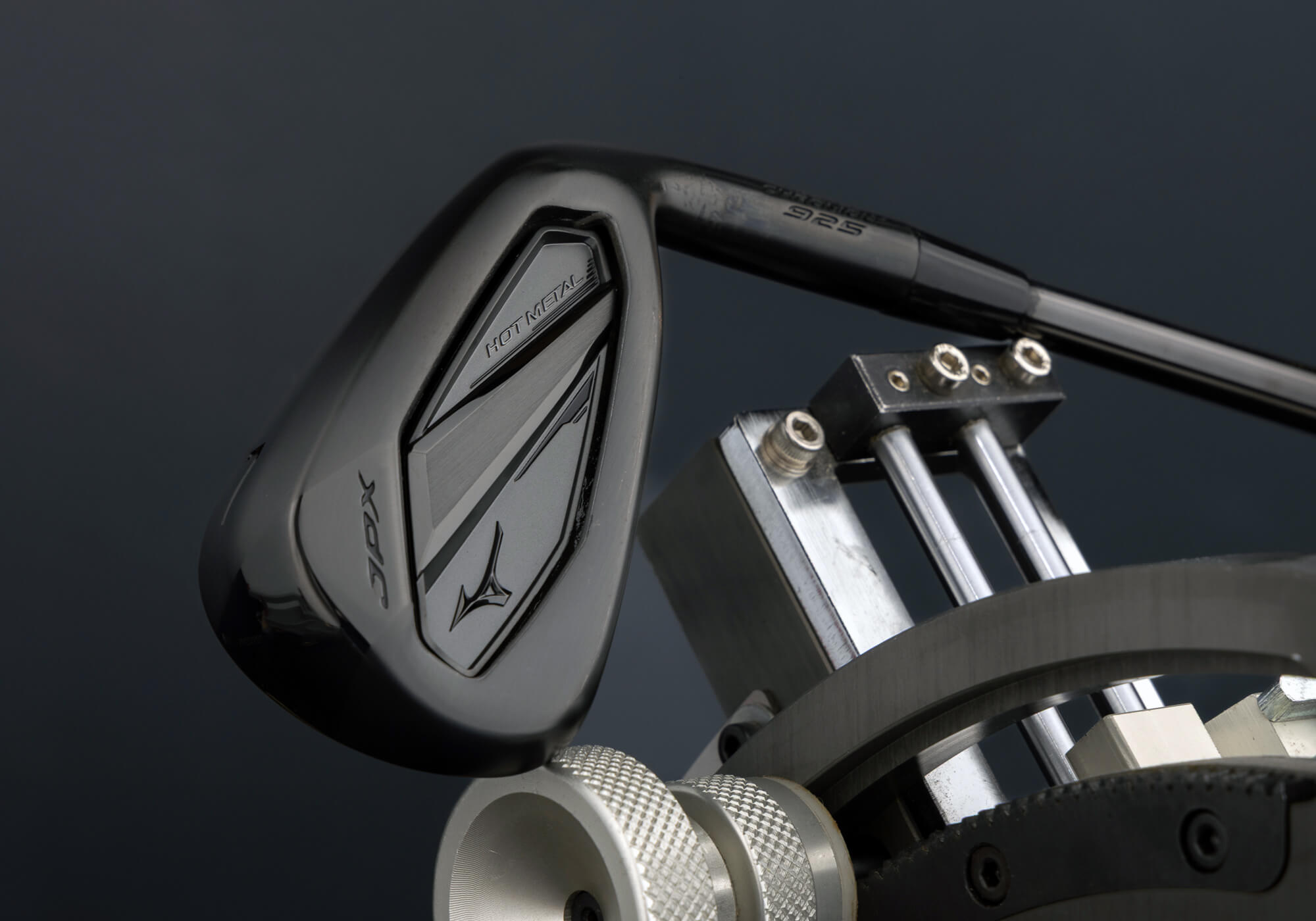 Mizuno JPX 925 Hot Metal in Black Ion