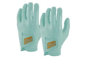 The “It” Glove of 2025 Just Went on Sale