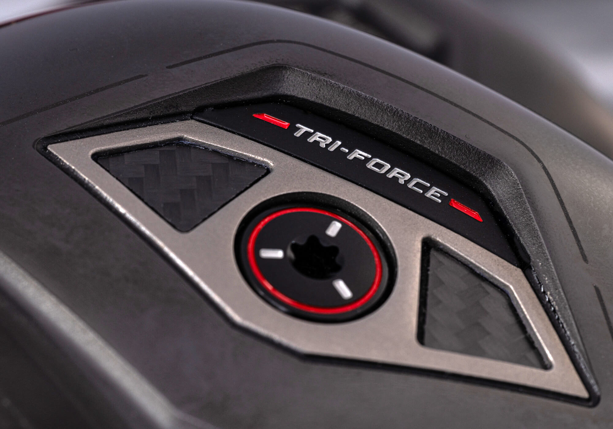 The sole of a Callaway Quantum driver featuring Tri-Force branding