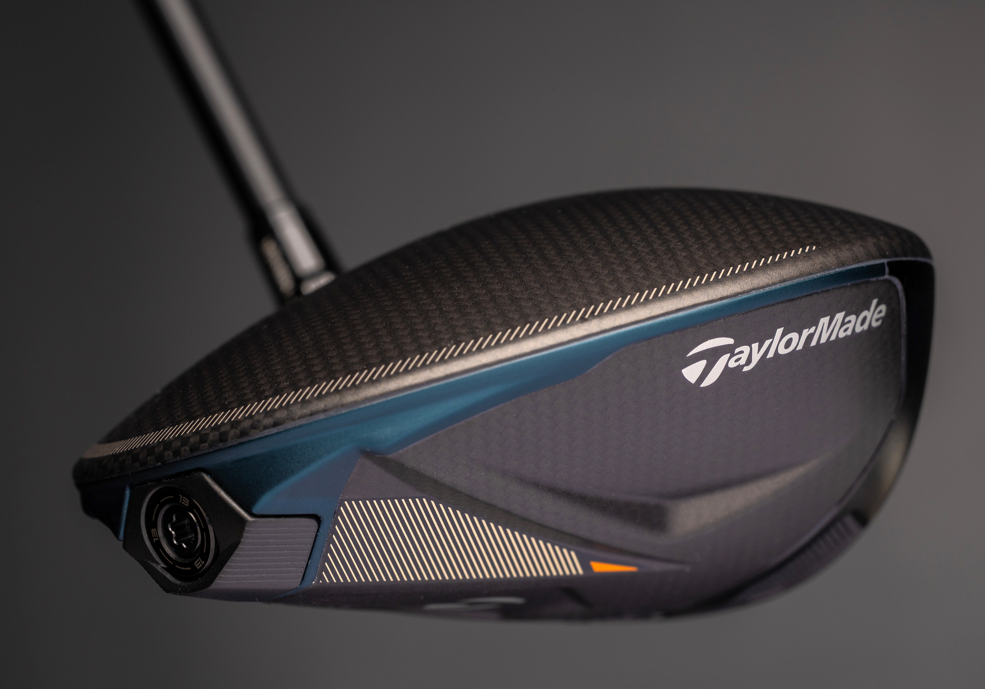 TaylorMade Qi4D side profile