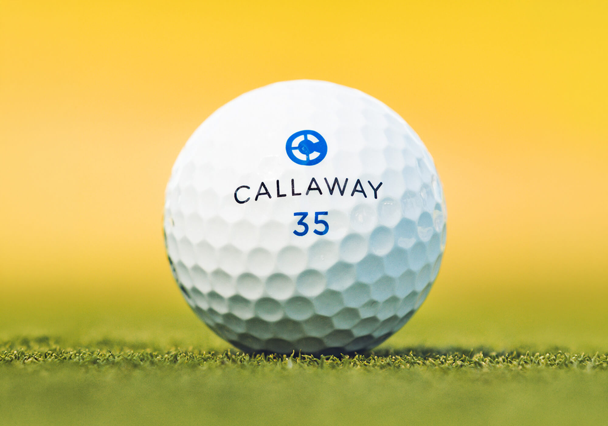 Callaway Chrome Tour retro golf ball