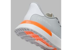 15⭐︎G/FORE G.112ホワイト/オレンジ スニーカー G/FORE's New G.112 Spikeless Shoes Work Just As Well Off Course As