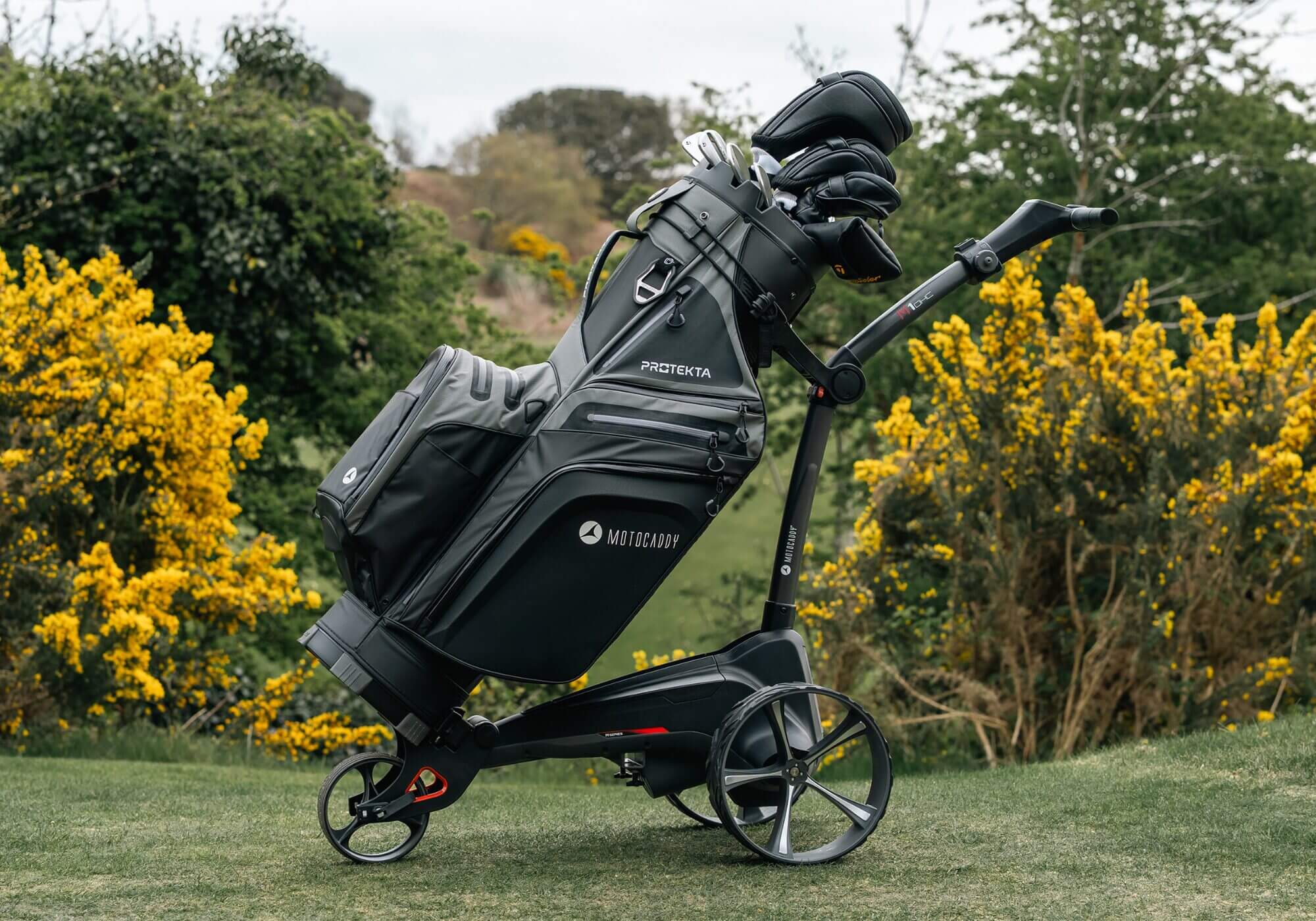 Motocaddy Adds PROTEKTA Golf Bag To '26 Lineup | MyGolfSpy