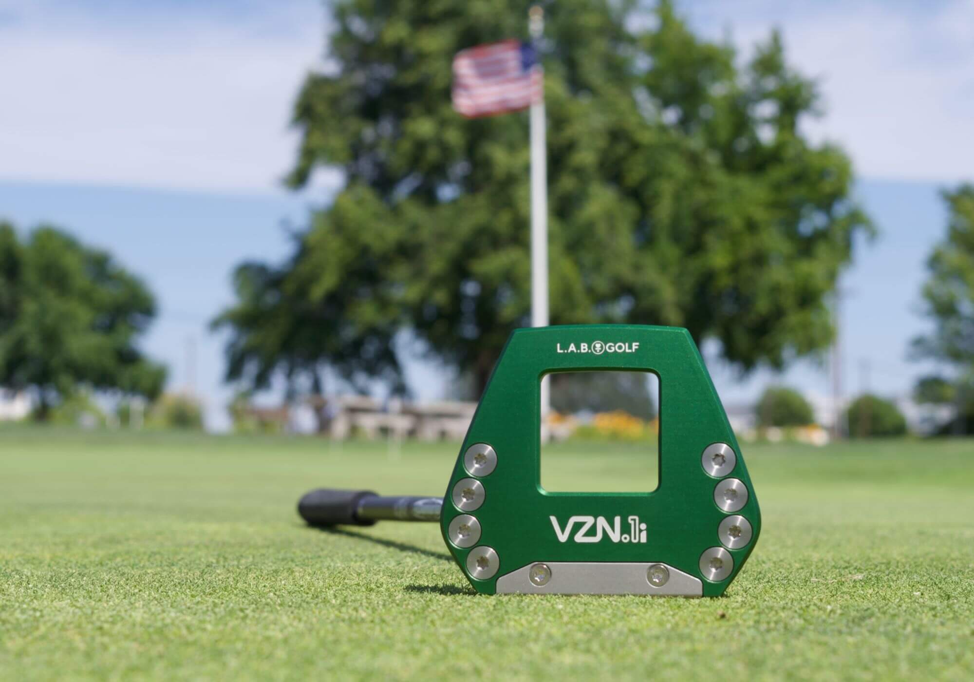 Can L.A.B. Golf’s VZN-ary New Putter Model Point You In The Right Direction?