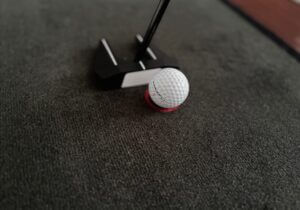 This 10-Second Putting Experiment Can’t Make Things Worse